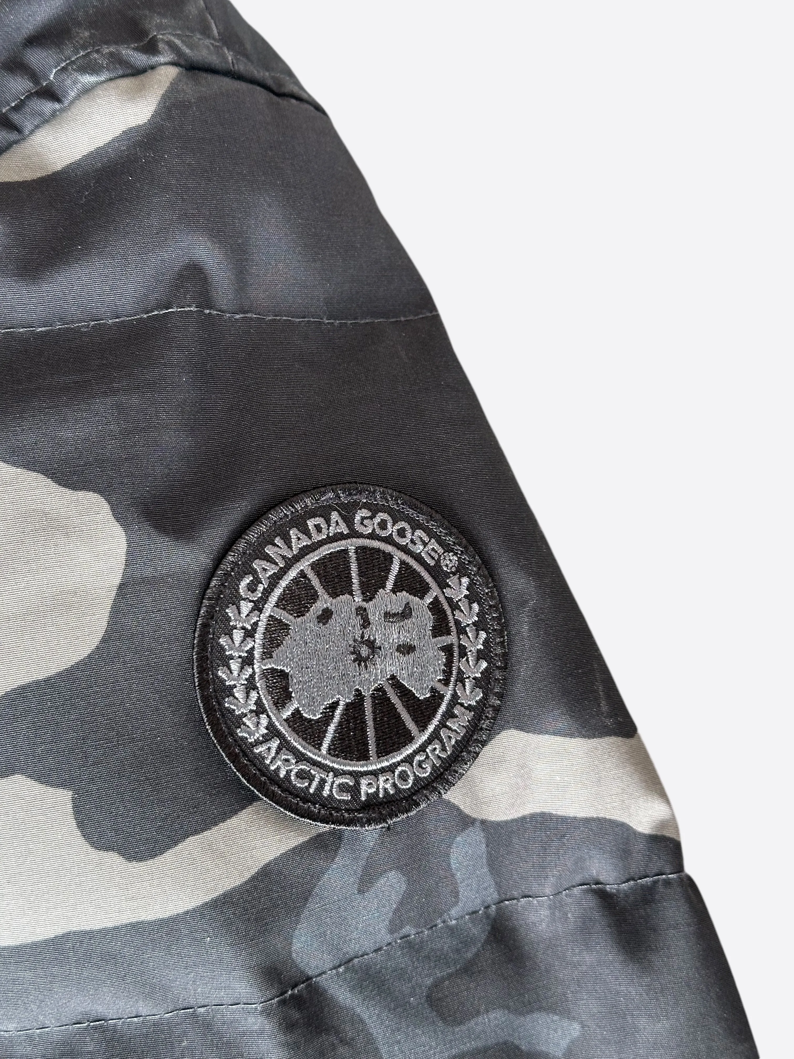 Canada Goose Black Camo Shelburne Black Label Women's Jacket