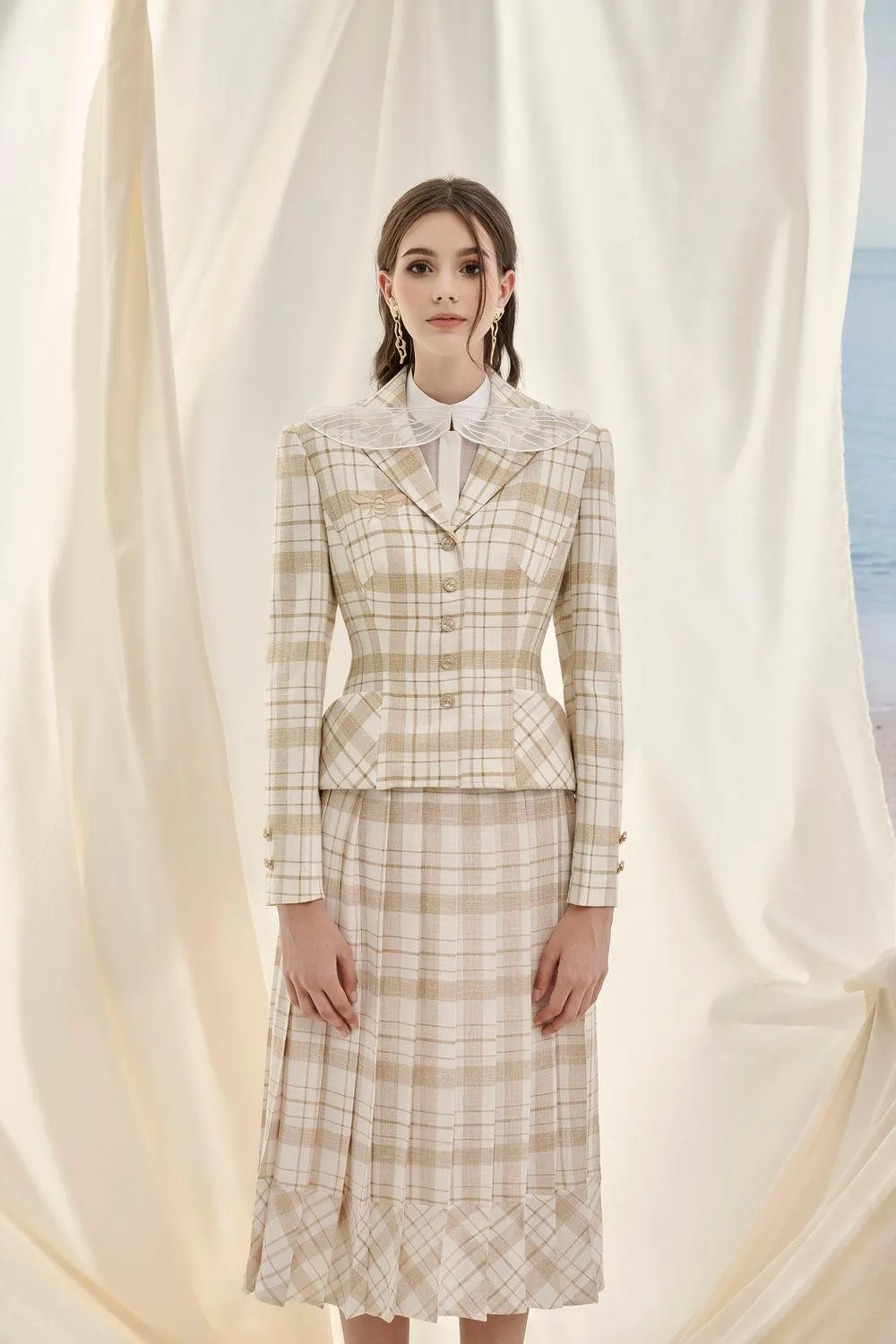 Esther Adele Fit and Flare Notch Lapel Linen Jacket