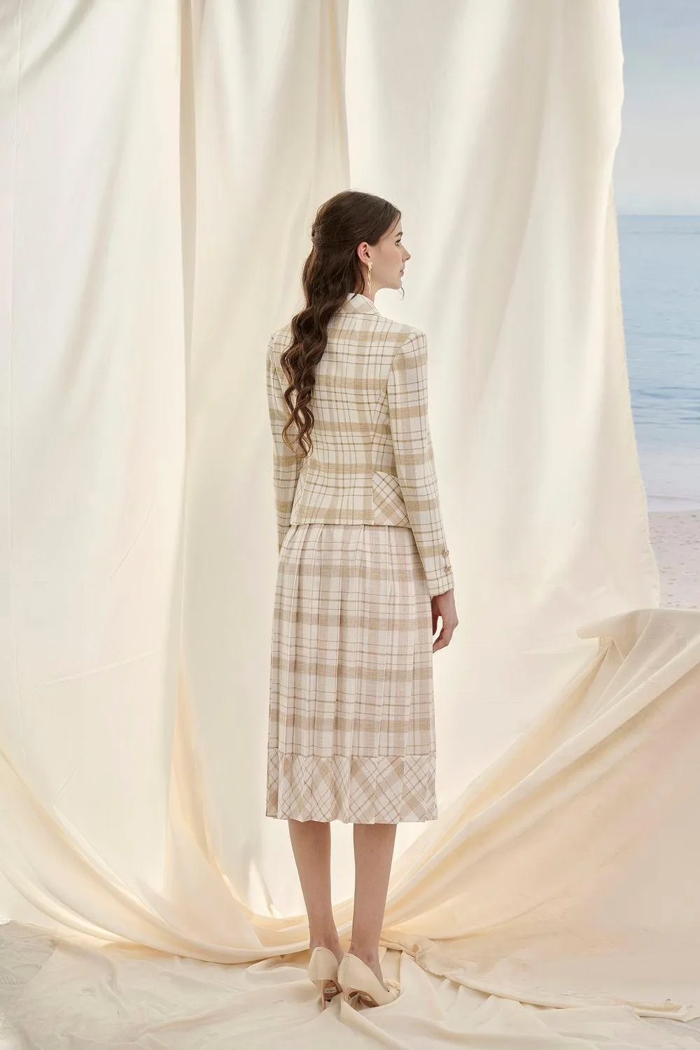 Esther Adele Fit and Flare Notch Lapel Linen Jacket