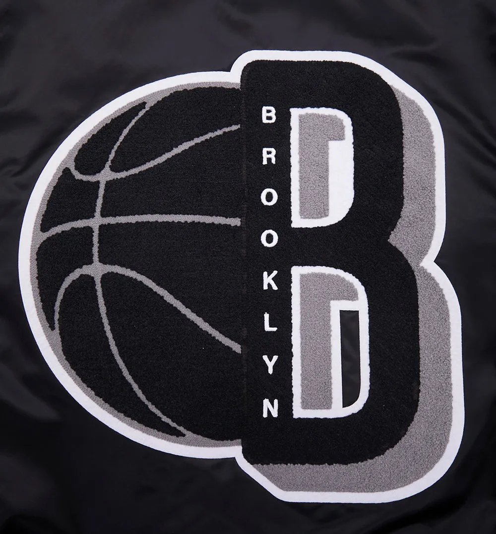 NBA BROOKLYN NETS MASHUP MEN'S RIB SATIN JACKET (BLACK/GRAY)