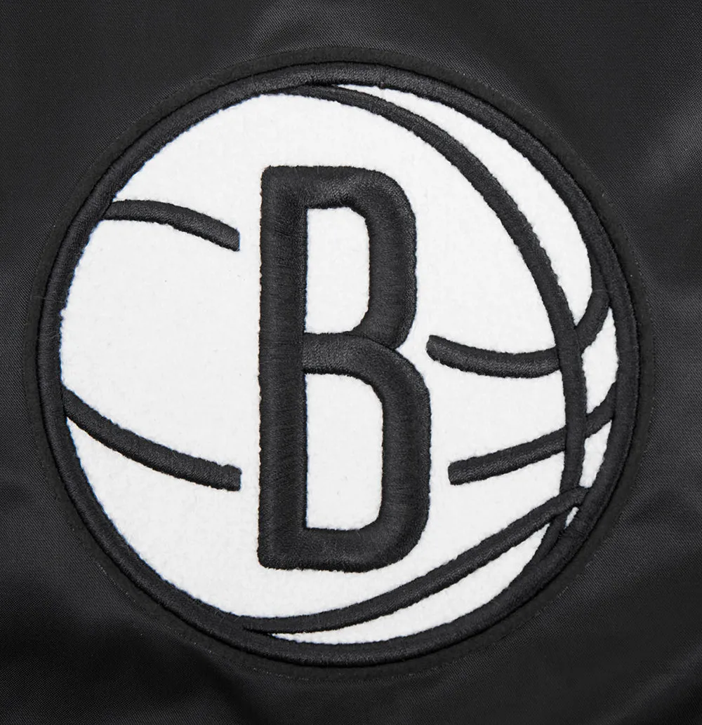 NBA BROOKLYN NETS OLD ENGLISH MEN'S RIB SATIN JACKET (BLACK/GRAY)